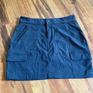 Grey athleta cargo skort